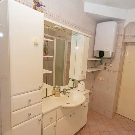 Image 3 - Makarska, 21115 Split, Croatia - Apartment for rent