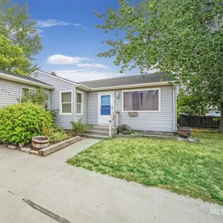 Buy this 3 bed house on 276 Maple Avenue West in Hansen, Twin Falls County