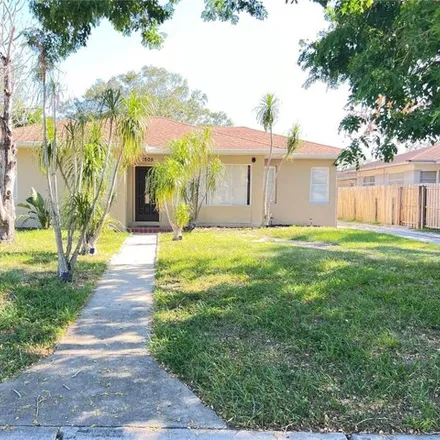 Buy this 4 bed house on 1505 Laura Street in Clearwater, FL 33755