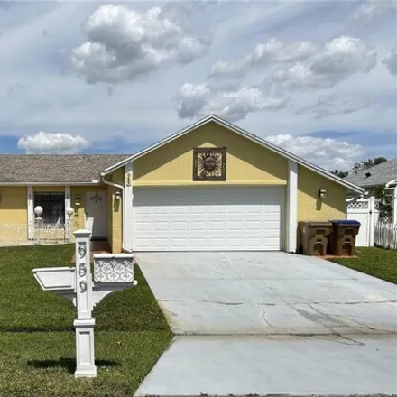 Buy this 3 bed house on 951 Derbyshire Drive in Osceola County, FL 34758