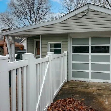 Image 8 - 2633 Wendell Avenue - House for rent