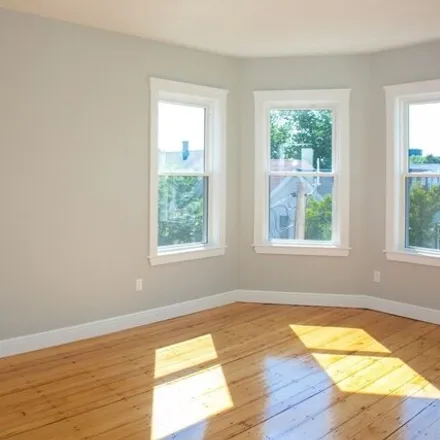 Image 3 - 374;376 Prospect Street, Cambridge, MA 02143, USA - Apartment for rent