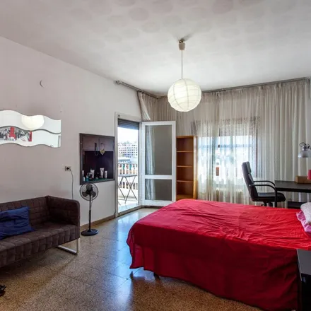 Image 3 - Kuups, Carrer de Conca, 46008 Valencia, Spain - Apartment for rent