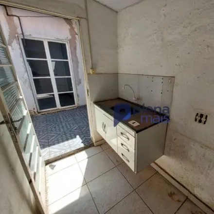 Rent this 2 bed house on Rua Ipiranga in Centro, Sumaré - SP