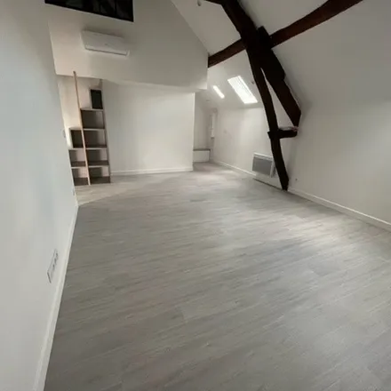 Rent this 3 bed apartment on 17 Rue Langlois in 91490 Milly-la-Forêt, France