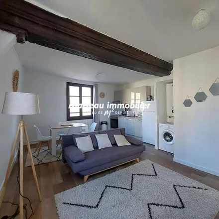 Image 1 - 2 Rue Ferdinand de Lesseps, 72100 Le Mans, France - Apartment for rent