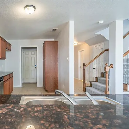 Image 8 - 3969 Vista Mar Drive, Fort Worth, TX 76040, USA - Townhouse for sale