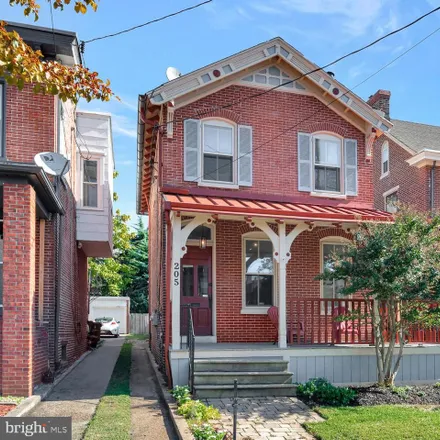 Buy this 3 bed house on 205 West 18th Street in Wilmington, DE 19802