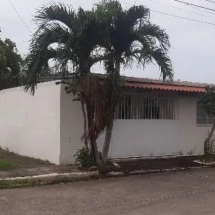 Buy this 5 bed house on unnamed road in Ciudad Radial, Juan Díaz