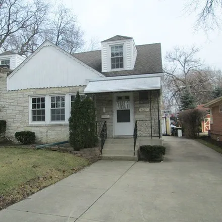 Buy this 5 bed house on 527 N Home Ave in Park Ridge, Illinois