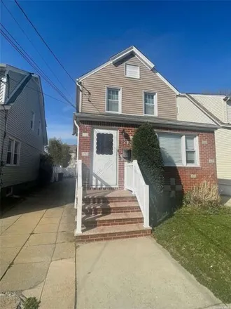 Buy this 3 bed house on 105 Pilgrim Pl in Valley Stream, New York