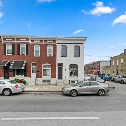 Image 2 - 2721 East Monument Street, Baltimore, MD 21205, USA - House for sale