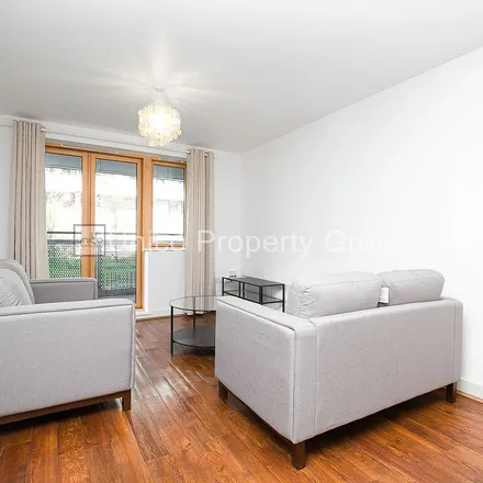 Image 4 - Suttons Wharf South, Palmers Road, London, E2 0TA, United Kingdom - Apartment for rent