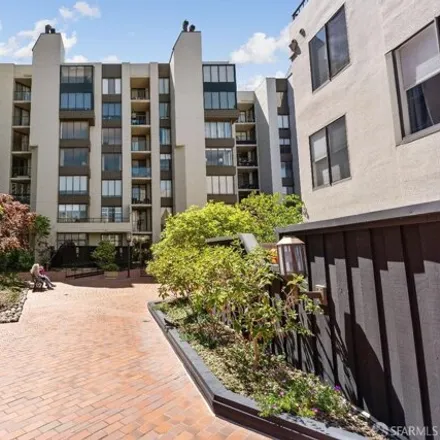 Buy this 2 bed condo on 150-156 Lombard Street in San Francisco, CA 94113