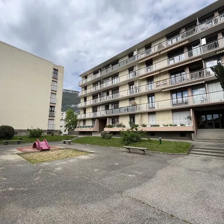 Rent this 4 bed apartment on Lafarge in Rue du Commandant Lenoir, 38600 Fontaine