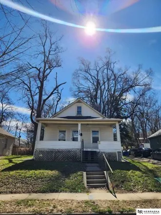 Buy this 2 bed house on 5043 Pinkney Street in Omaha, NE 68104