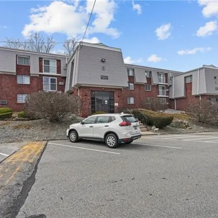 Buy this 1 bed condo on Barry Court in North Providence, RI 02904