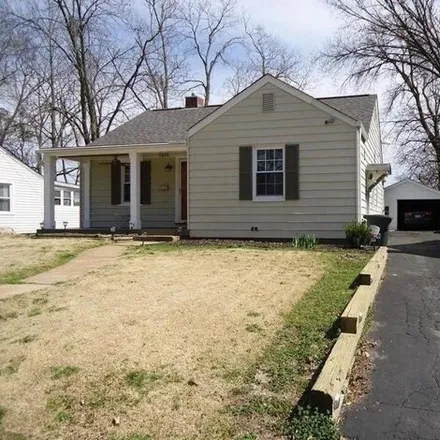 Rent this 2 bed house on 2812 Hilldale Avenue in Brentwood, Saint Louis County