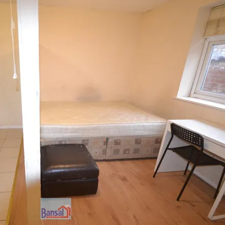 Image 3 - 95 Gulson Road, Coventry, CV1 2HY, United Kingdom - Apartment for rent