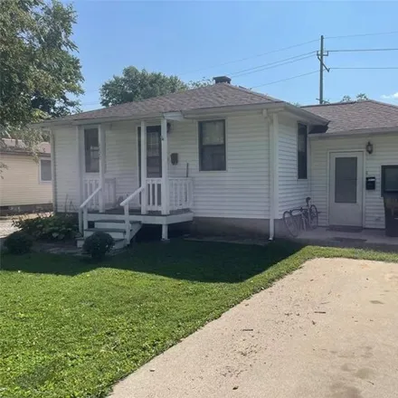 Buy this 3 bed house on 1936 Lasalle Street in Belleville, IL 62221