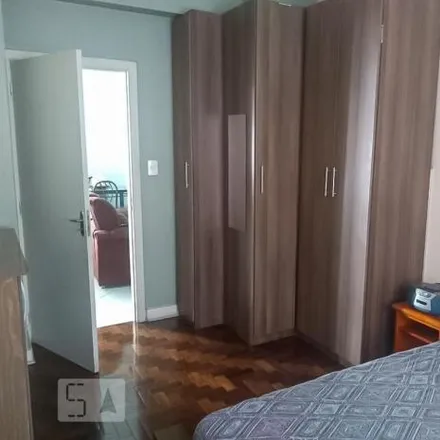 Rent this 2 bed apartment on Edifício Laura Cristina in Rua Boticário 39, República