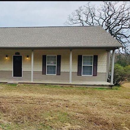 Rent this 3 bed house on West College Street in Ozark, Franklin County