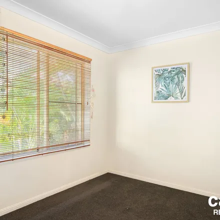 Image 2 - 19 Windsor Road, Red Hill QLD 4059, Australia - Townhouse for rent