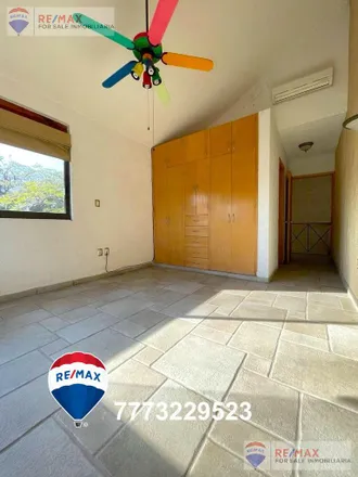 Buy this studio house on Privada Palmas in Klosters Sumiya, 62564 Jiutepec