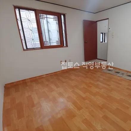 Rent this studio apartment on 서울특별시 관악구 봉천동 712-4