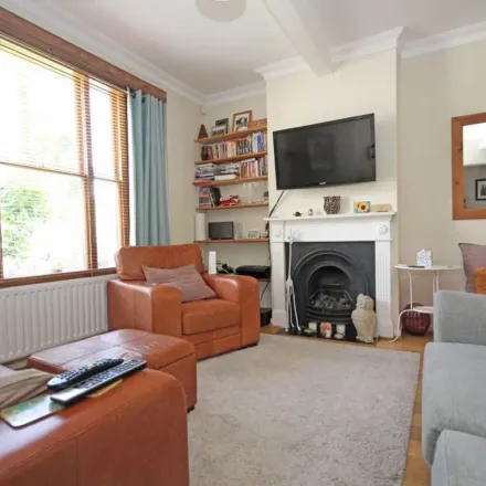 Image 4 - 10b Sheendale Road, London, TW9 2JJ, United Kingdom - Apartment for rent