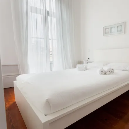 Rent this 1 bed apartment on Torrinha in Rua de Cedofeita, 4050-122 Porto