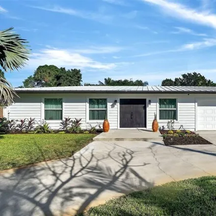 Image 2 - 307 Southeast Flamingo Avenue, Stuart, FL 34996, USA - House for sale