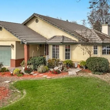 Buy this 3 bed house on 705 South Filbert Road in Exeter, CA 93221