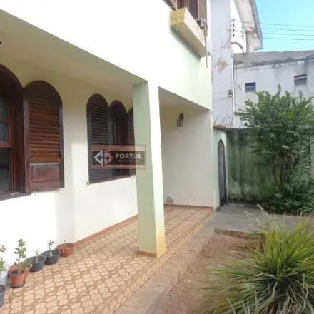 Buy this 3 bed house on Rua Santa Catarina 1629 in Lourdes, Belo Horizonte - MG