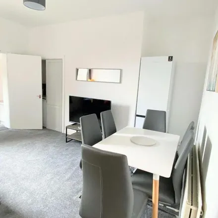 Image 8 - Deckham Terrace, Gateshead, NE8 3TT, United Kingdom - Apartment for rent