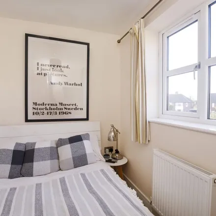 Image 3 - Holly Bank Close, York, YO24 4AD, United Kingdom - Townhouse for rent
