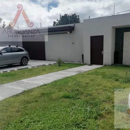 Rent this 4 bed house on Calle Vicente Guerrero 301 in 52104 San Mateo Atenco, MEX