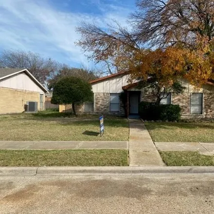 Buy this 3 bed house on 4660 Gleneagle in Mesquite, TX 75150