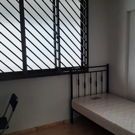 Rent this 1 bed room on Opposite Blk 41 in Teban Gardens Road, Singapore 600041