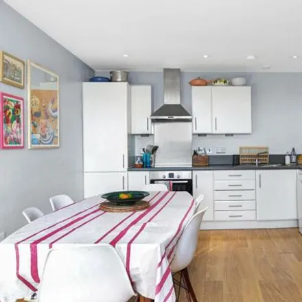 Image 3 - 1 Meath Crescent, London, E2 0QG, United Kingdom - Apartment for sale