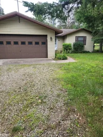 Image 3 - 1068 Sioux Road, St. Helen, Richfield Township, MI 48656, USA - House for sale
