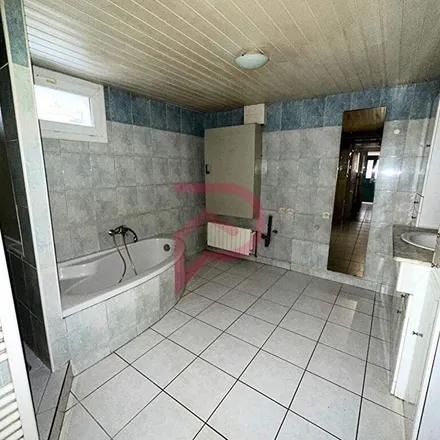 Rent this 3 bed apartment on 1 Rue de l'Epi in 57730 Macheren, France