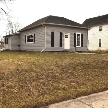 Buy this 3 bed house on 600 2nd Street in Boone, IA 50036