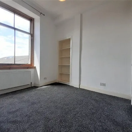 Image 2 - Perfect Hair, 185 Great Junction Street, City of Edinburgh, EH6 5LQ, United Kingdom - Apartment for rent