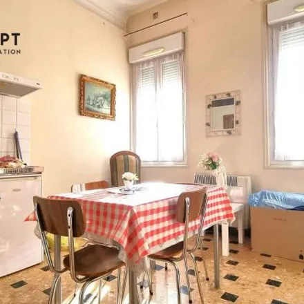 Rent this 1 bed apartment on 1 Impasse du Baron in 30150 Roquemaure, France