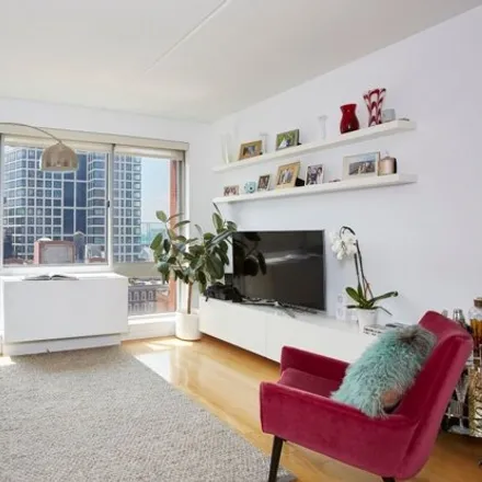Rent this 1 bed condo on 534 West 24th Street in New York, NY 10011