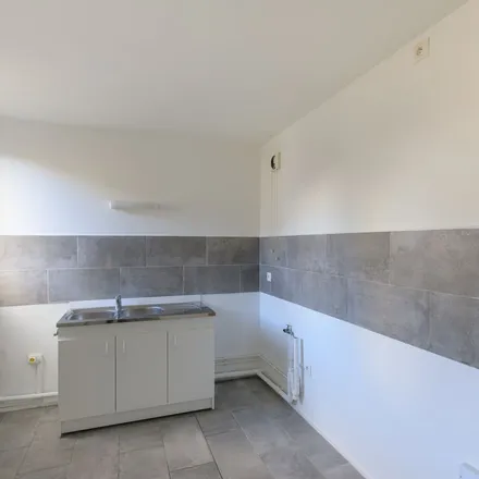 Rent this 6 bed apartment on 15 Avenue des Hautes Bruyères in 94800 Villejuif, France