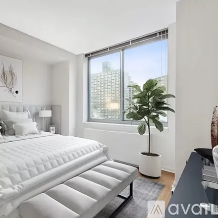 Rent this studio apartment on 408 E 92nd St