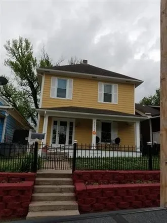 Buy this 3 bed house on 6221 East 10th Street in Kansas City, MO 64126