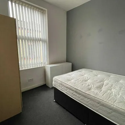Image 5 - Kenmare Road, Liverpool, L15 3HN, United Kingdom - Room for rent